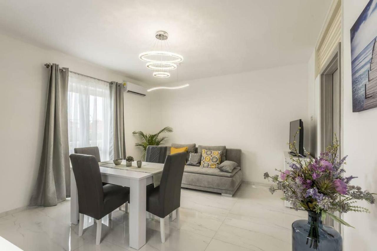 Royal Silver Apartment Vodice Eksteriør billede